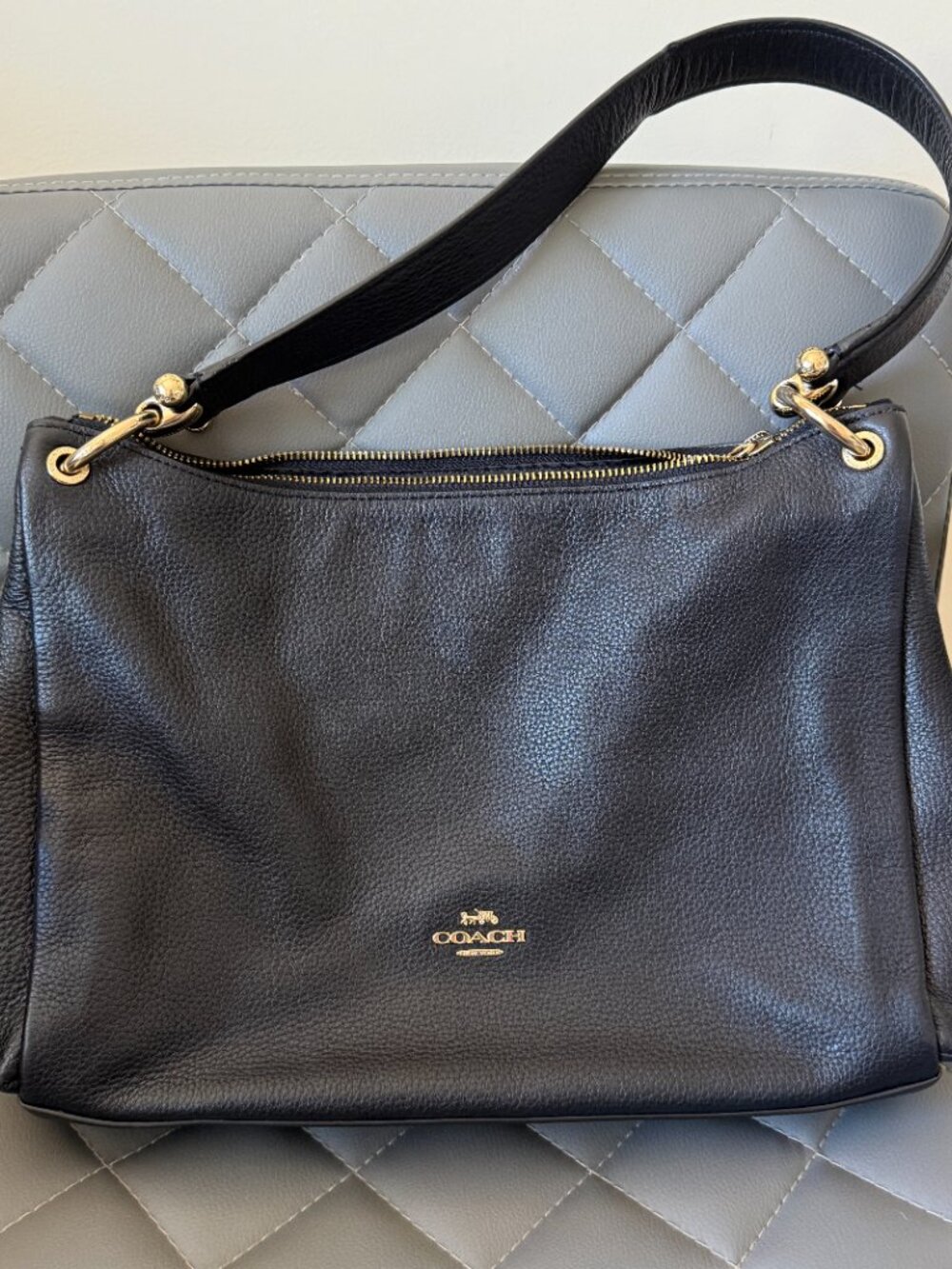 Coach Leather Hobo - Picture 4 of 9